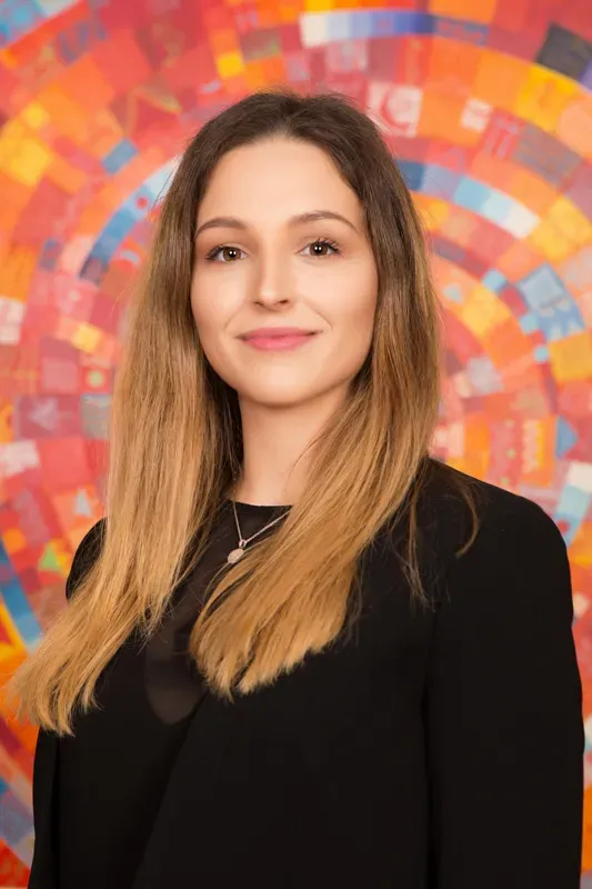 Maestro Abogado Anna Krasteva