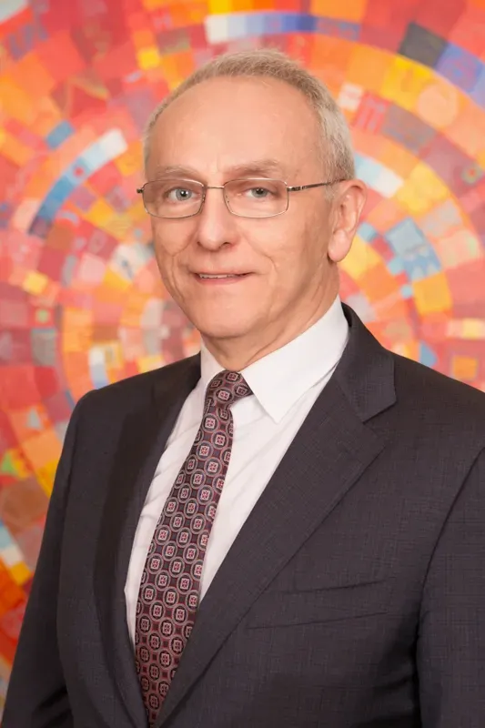 Maestro Abogado Ivan Markov