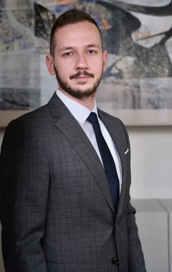 Maître Avocat Domagoj BOŽIĆ