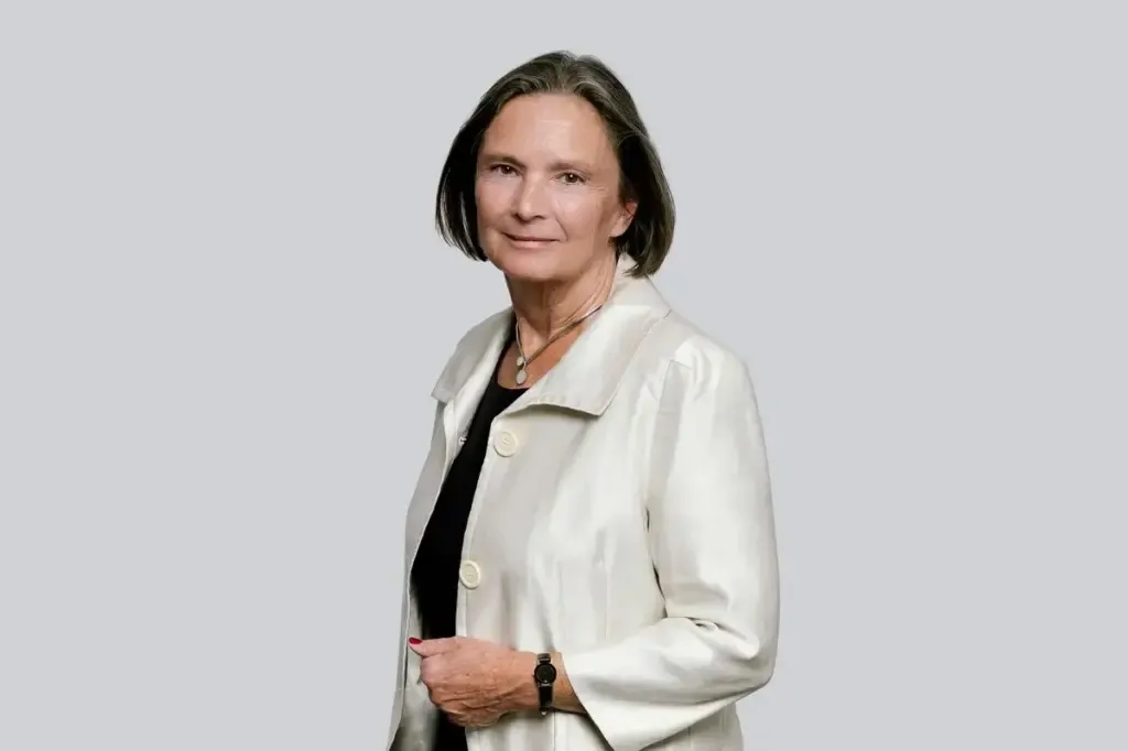 Master Anwalt GOULASCH DE JUDIT