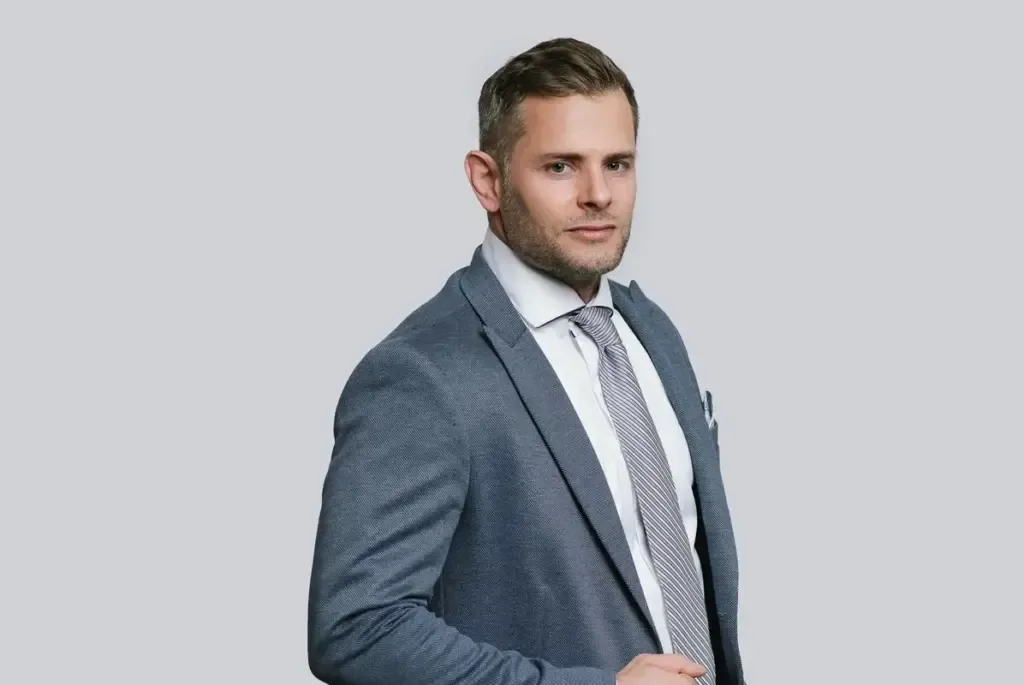 Master Anwalt JANOS VAJDA
