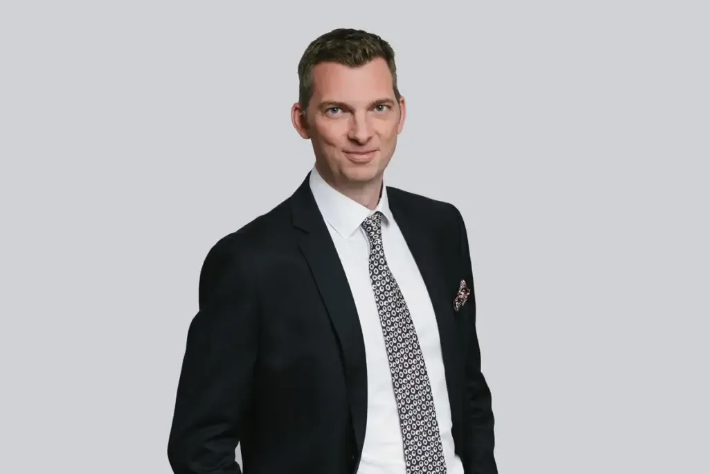 Master Anwalt MIKLOS BORONKAY