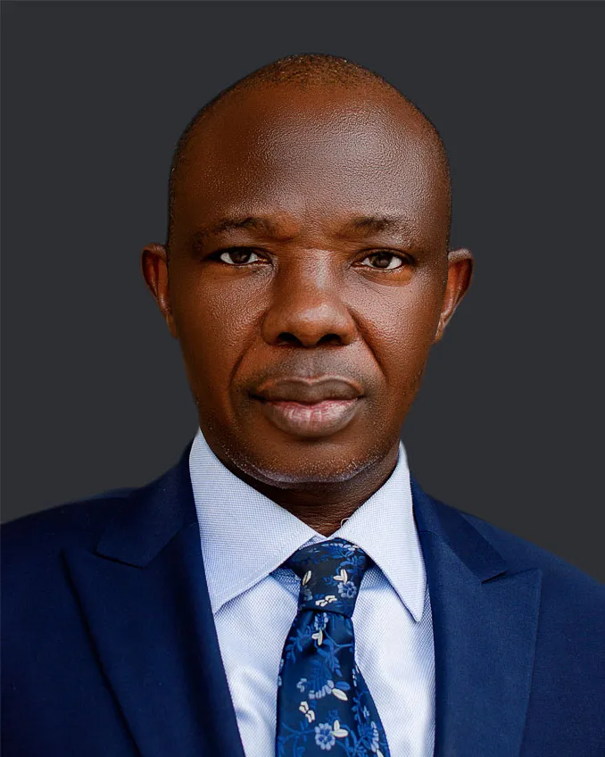 OLUWASEUN OLOMOLA Peter