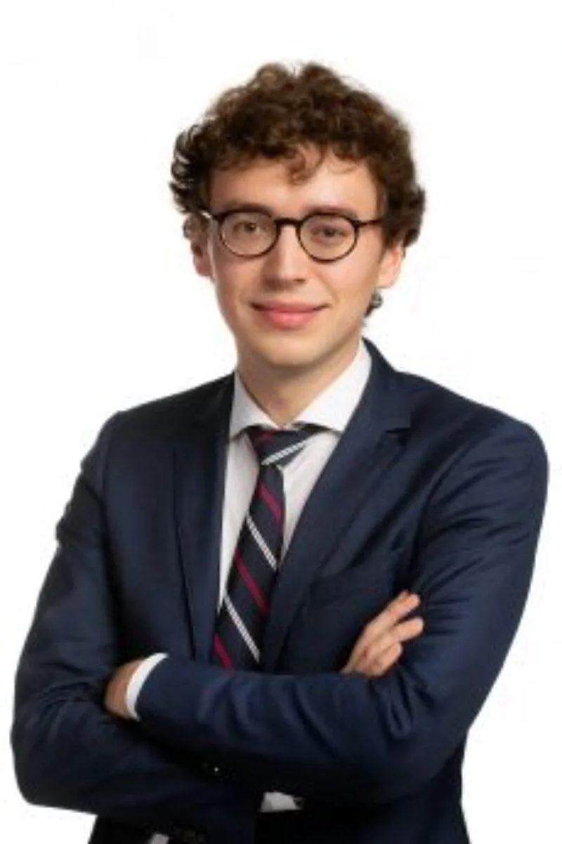Master Anwalt Sebastiaan DE MEUE