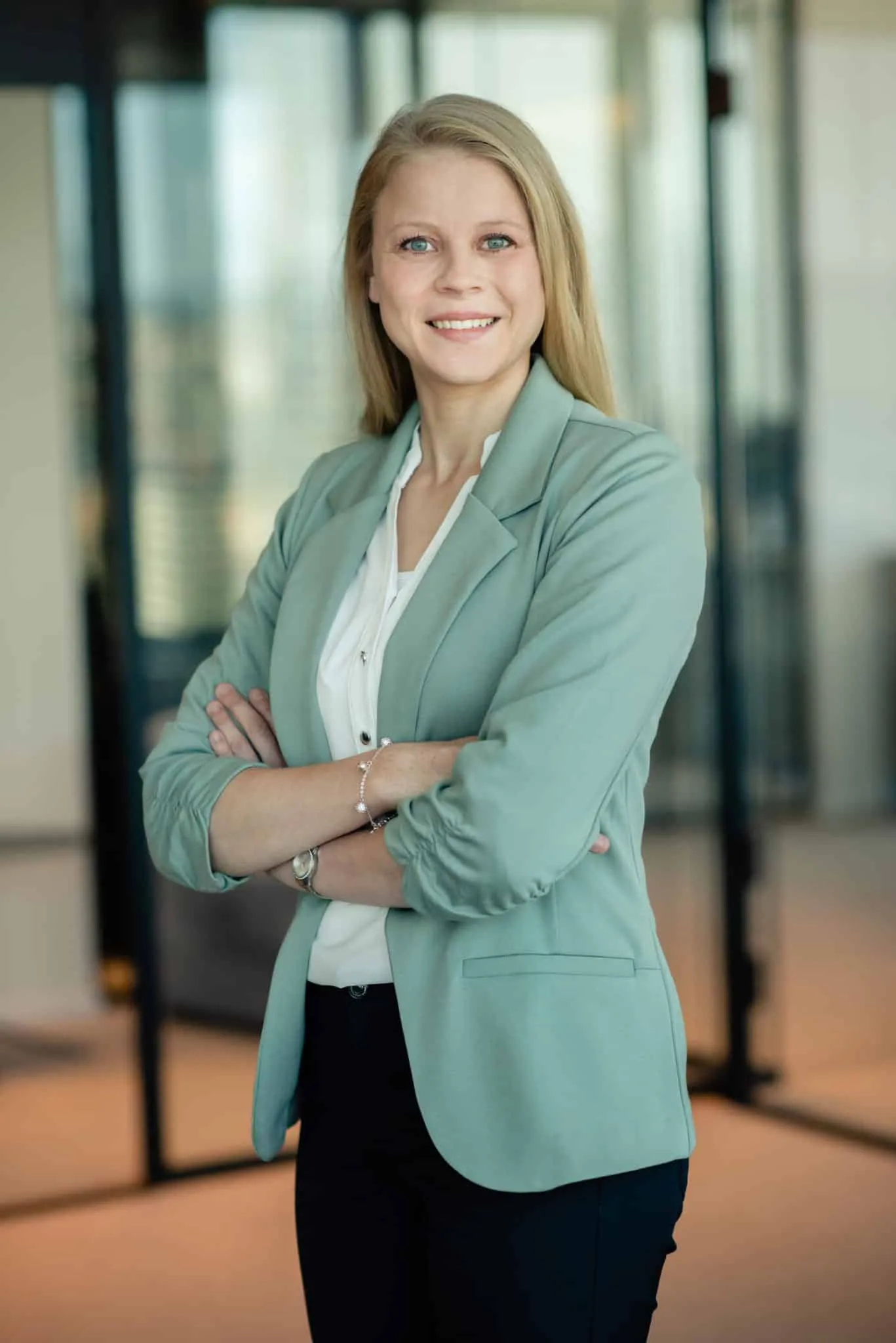 Lawyer LUND STENSVÅG Marit