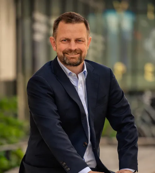 Master Lawyer Bård CHRISTIAN BRAATHEN