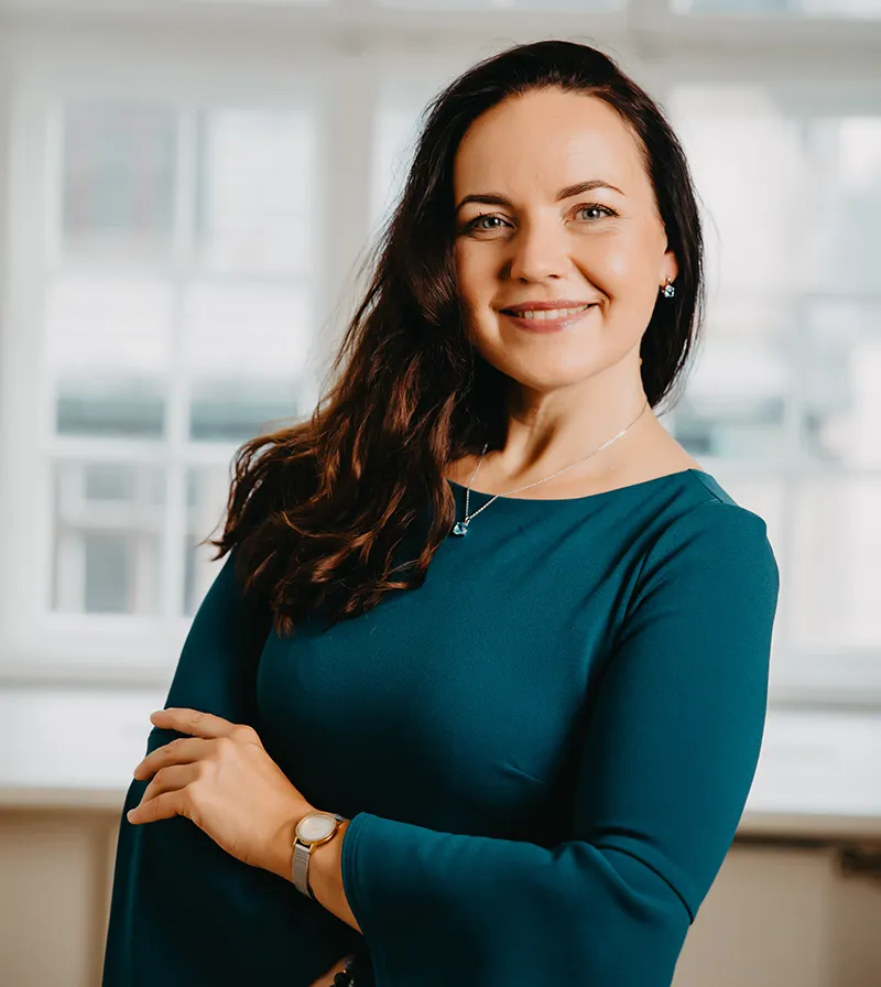 Maestro Abogado Elina CAKSTE