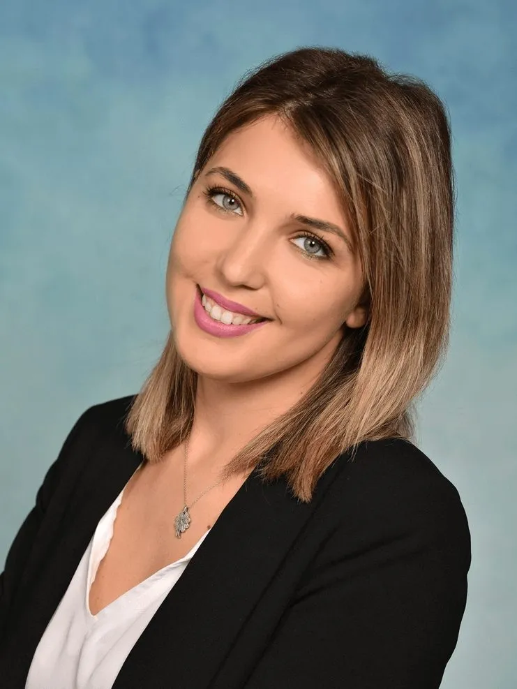 Master Anwalt Ivana ILIESKA
