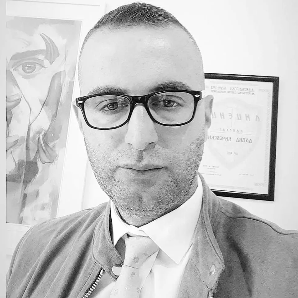Maestro Abogado David KICHEVSKI