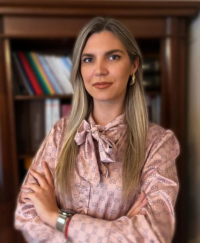Maestro Abogado Jovana ILIĆ