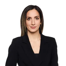 Maestro Abogado Jelena BEZAREVIĆ PAJIĆ