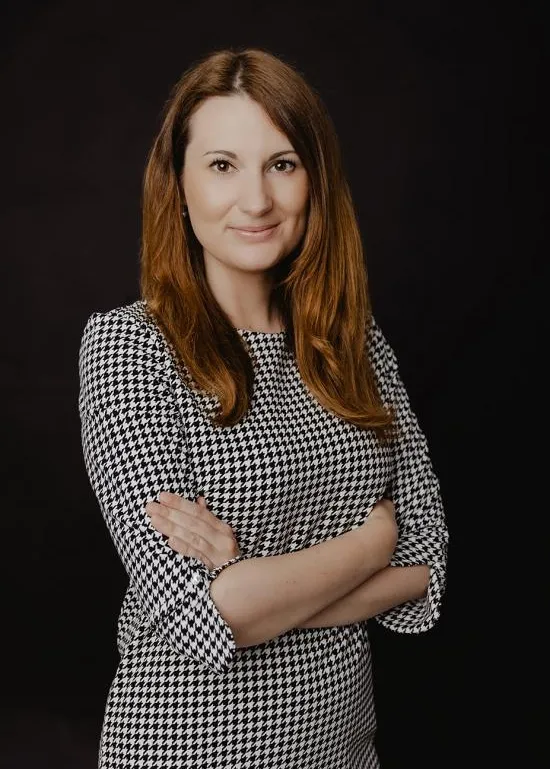 Master Anwalt Dominika MONDOČKOVÁ