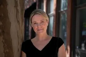 Maître Avocat Erin E. MCGAUGHEY