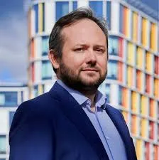 Master Anwalt Brandaan MOMBAERS