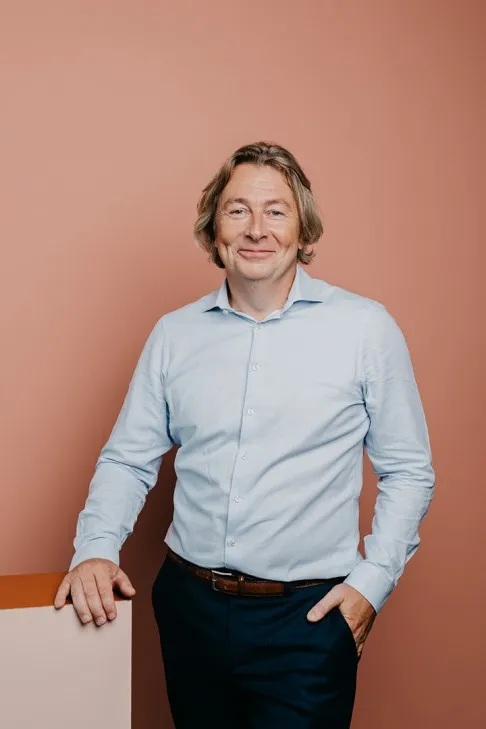 Master Anwalt Bart VANDEREECKT