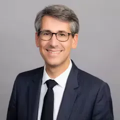 Master Anwalt Nicolas SPITZ