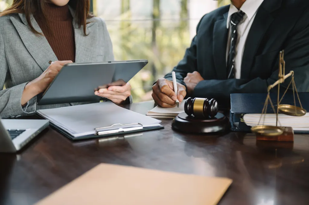 Le CNT adopte la loi sur le statut des magistrats